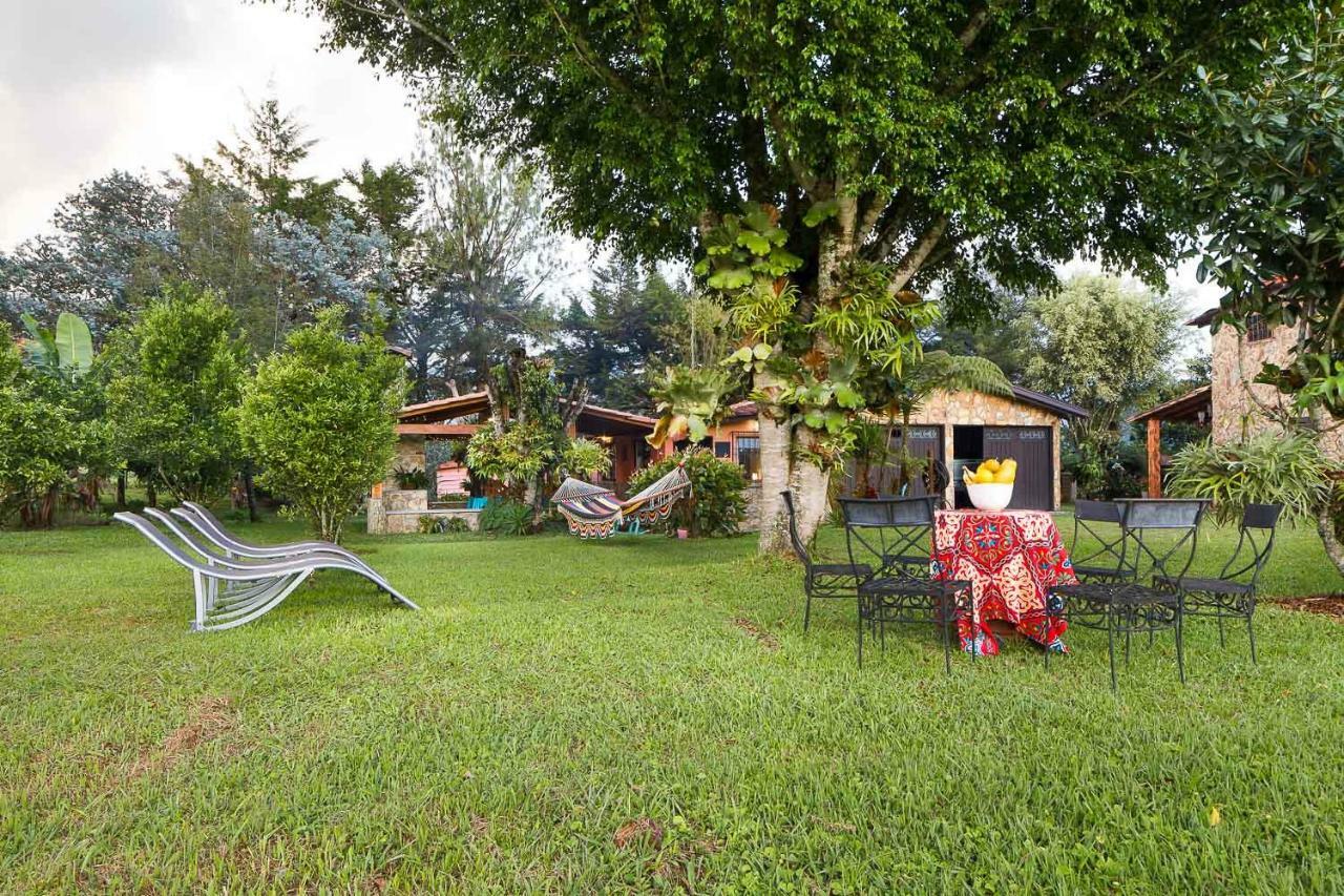 Villa La Casa De Piedra Guatapé Esterno foto