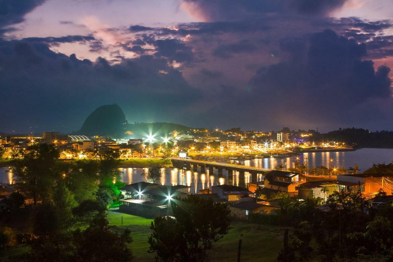 Villa La Casa De Piedra Guatapé Esterno foto